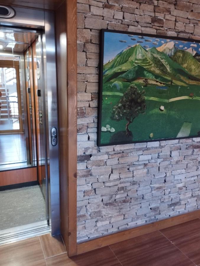 Pirin Golf - Nirvana, Studios&Spa ラズロク エクステリア 写真